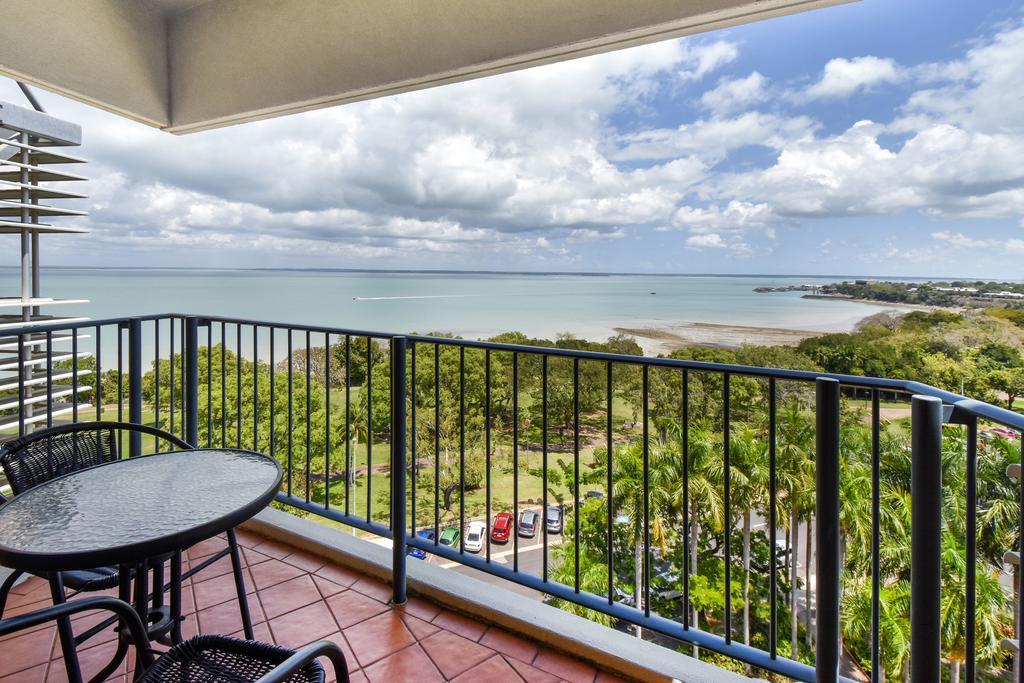 Mantra On The Esplanade Aparthotel Darwin Ngoại thất bức ảnh